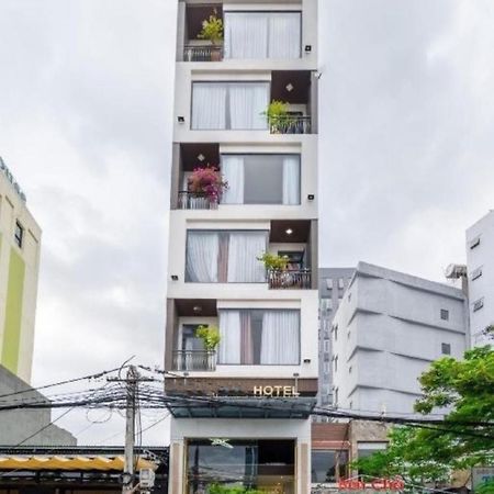 Hong Phuc Hotel 4 Дананг Екстериор снимка