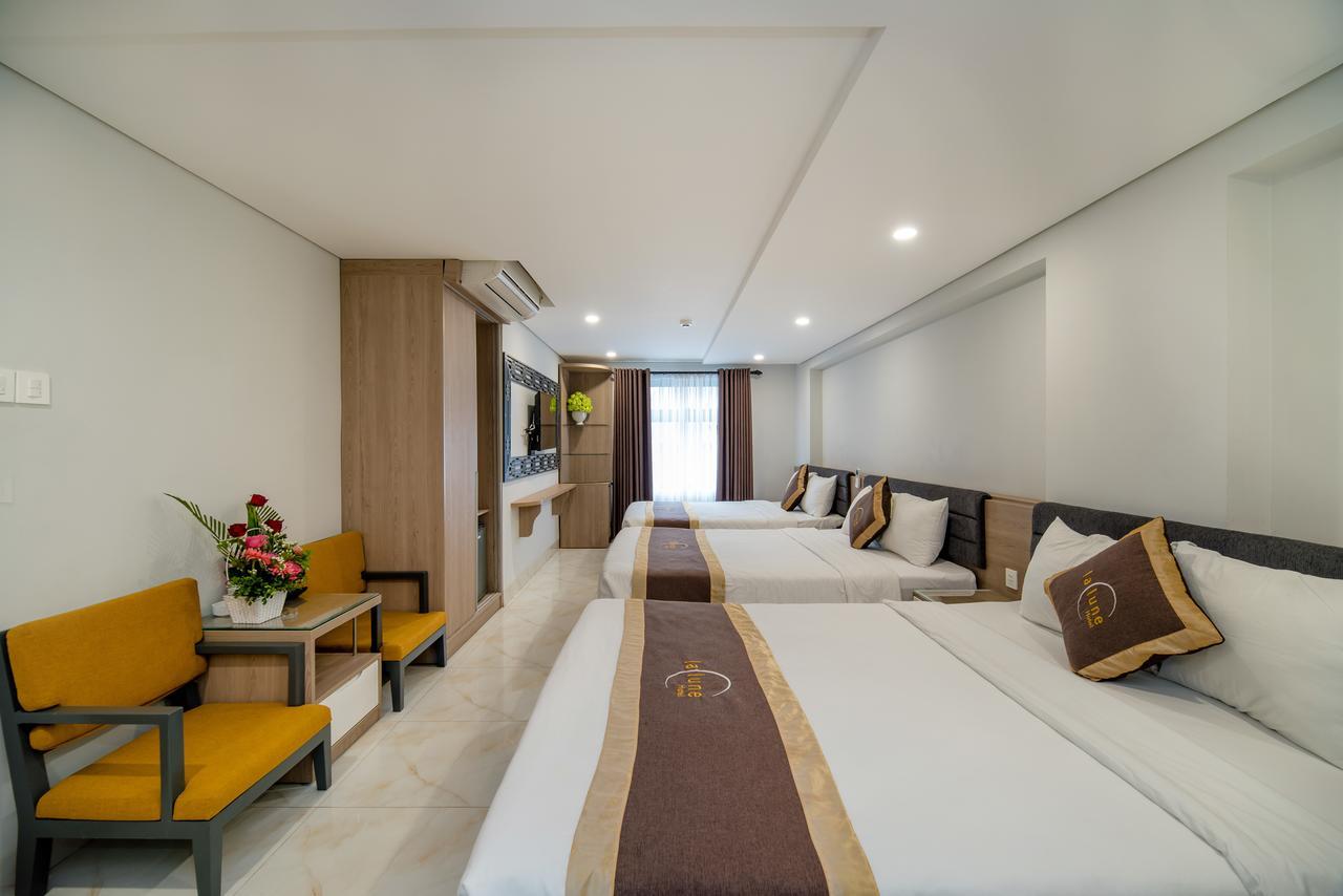 Hong Phuc Hotel 4 Дананг Екстериор снимка