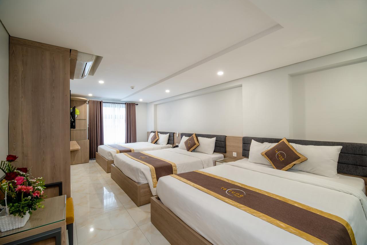 Hong Phuc Hotel 4 Дананг Екстериор снимка